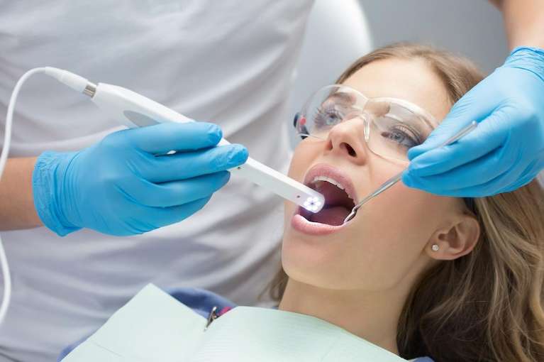 intraoral cameras at the dentist in knoxville
